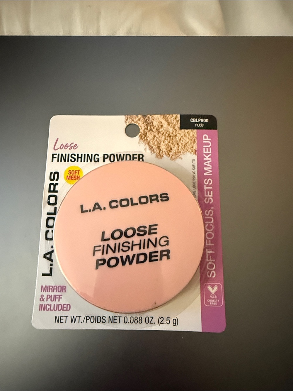 L.A. COLORS Loose Finishing Powder - Pink Compact